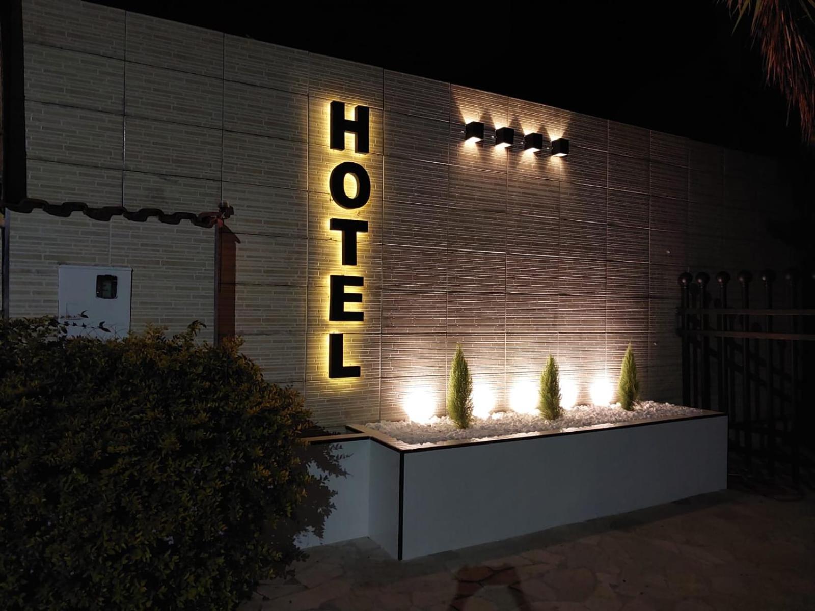 Veredas Hotel Monsenhor Paulo Exterior photo